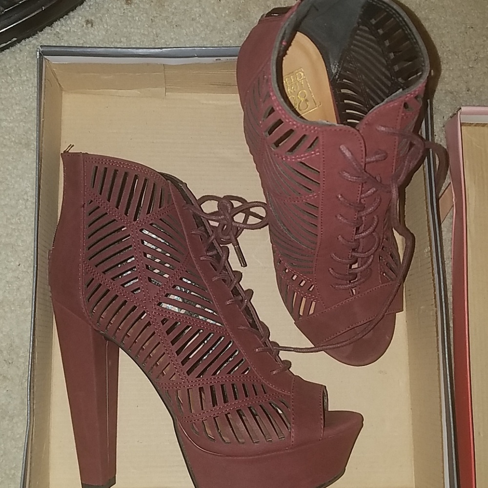 Burgundy 6in heel